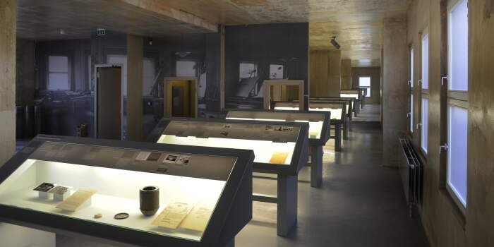 Interner Verweis: Lange Nacht der Museen im Erinnerungsort Topf & Söhne 80 Jahre nach der Befreiung vom Nationalsozialismus – Was steht heute auf dem Spiel?