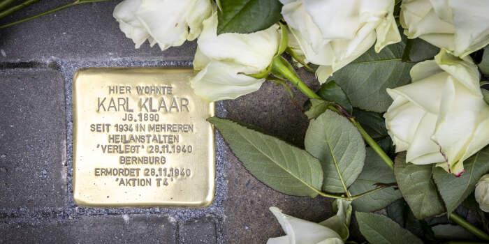 : Initiative verlegt 15 Stolpersteine in der Innenstadt von Erfurt