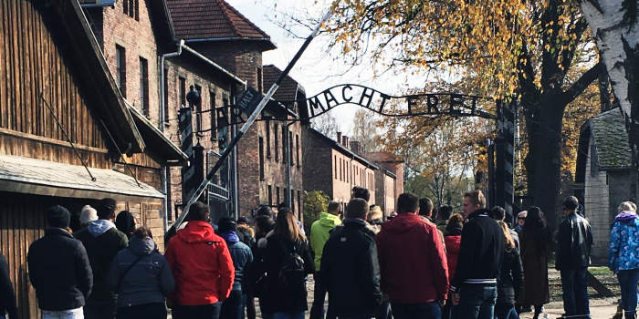 Interner Verweis: "Industrie und Holocaust": Ausstellung des Erinnerungsortes Topf & Söhne im Staatlichen Museum Auschwitz-Birkenau eröffnet